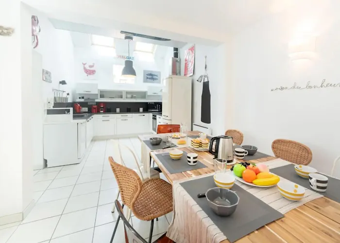 Maison De L'arbousier Tatil Evi